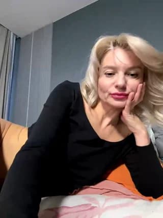 -Molly- - bongacams