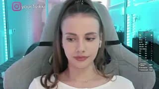 -VikkiL0vesCheese- - bongacams