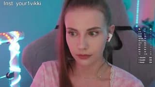 -VikkiL0vesCheese- - bongacams