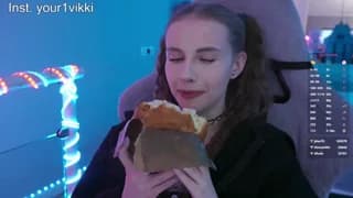 -VikkiL0vesCheese- - bongacams
