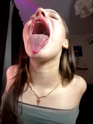 12-Lovely-girl-12 - bongacams