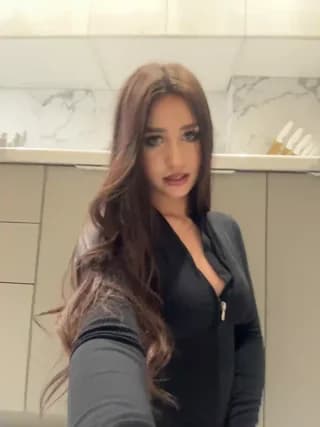 Alliina-leee - bongacams