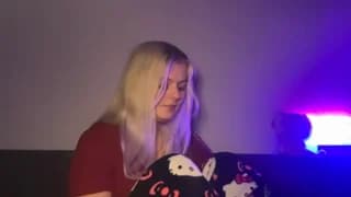 Allylove03 - stripchat