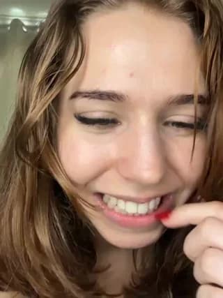 Aneruivinhaa - stripchat