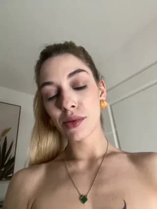 Bellalolahot - stripchat