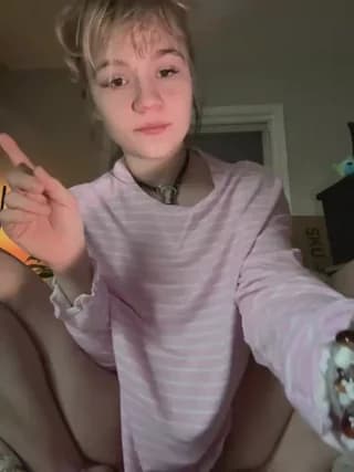 Cutiepiespanks - stripchat