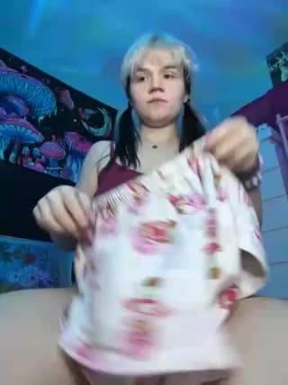 Cutiepiespanks - stripchat