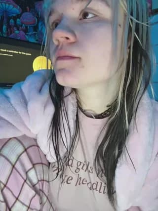 Cutiepiespanks - stripchat