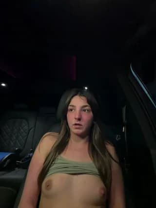 DoriDelux66 - stripchat