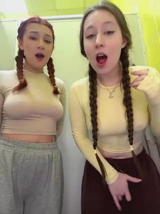 FroggyAnna - stripchat