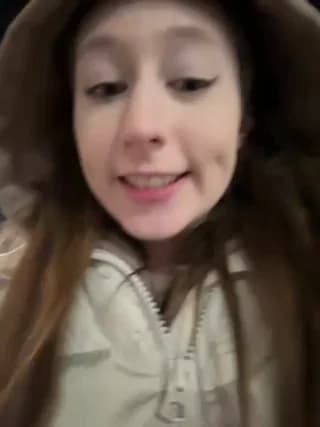 FroggyAnna - stripchat