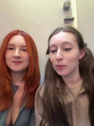 FroggyAnna - stripchat