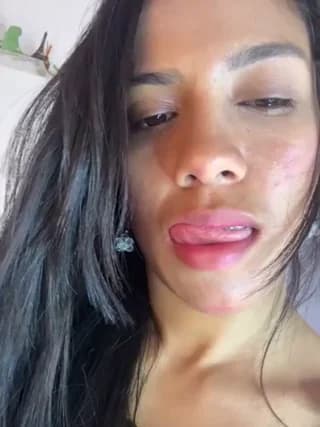 Helen_Vidall - stripchat