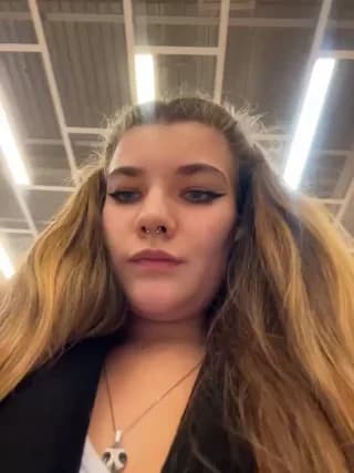 Holy_Tereza - stripchat