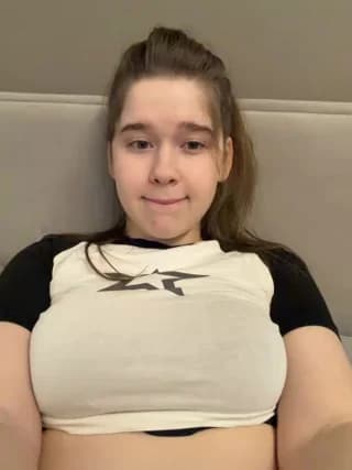 HornyGirlH - stripchat