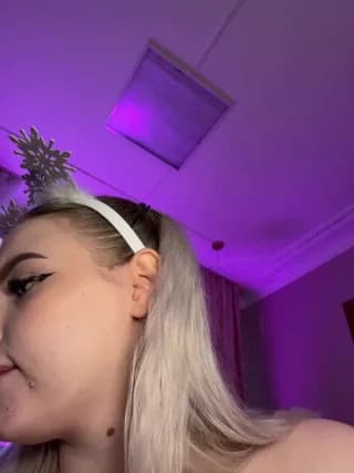 HugeBoobsAlice - stripchat