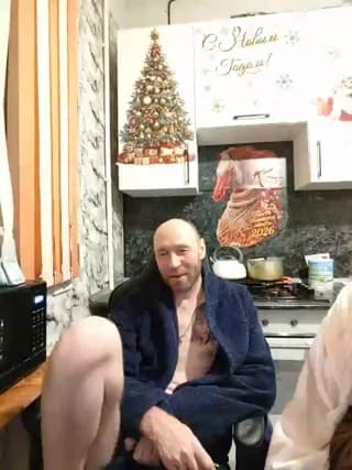 Innokentiy449 - bongacams