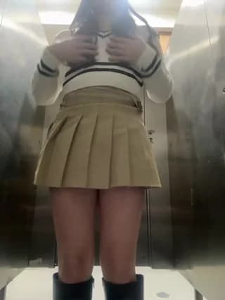 Isabella21_ - stripchat