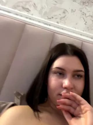KikiWatson - stripchat