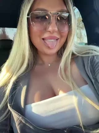 Kotofeyka1 - bongacams