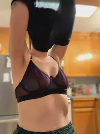 LadyLena1 - stripchat