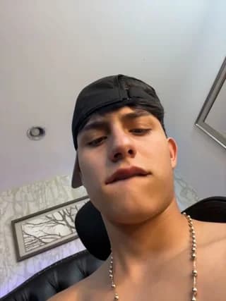 Lander_Cruz - stripchat