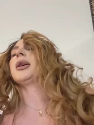 LucyBridgette - stripchat