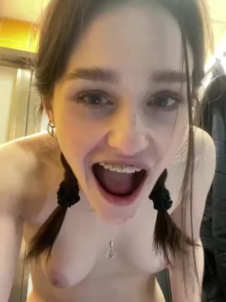 Mia_Mia_M - stripchat