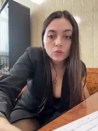 NikkySecrets - bongacams