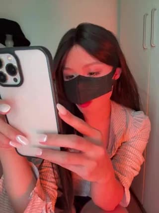 Olivia_11 - stripchat