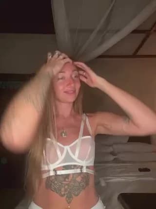 OpheliaRoxx - stripchat