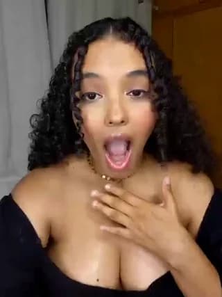 QeenPandinha - stripchat