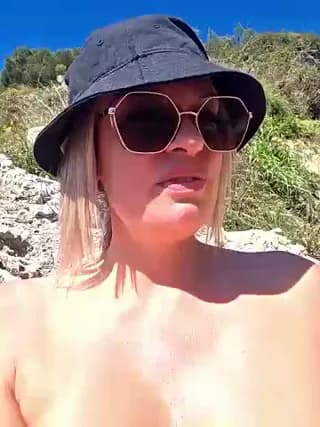 SpicyVicky - stripchat