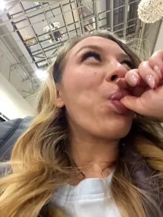 Sweet___Emily - stripchat