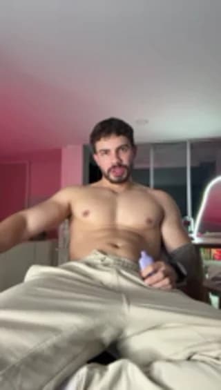 Valenthino_Salvatore - stripchat