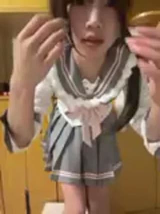 Yiyi-707 - stripchat