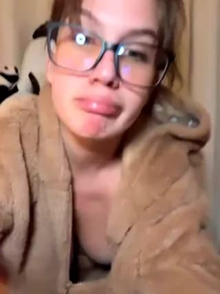 bebecita_x - stripchat