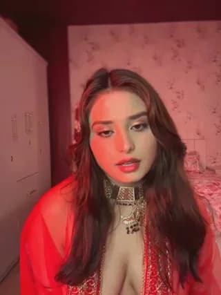 chloiedecker - stripchat