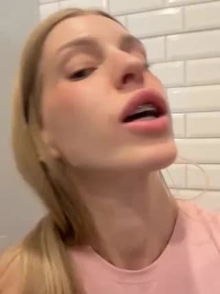 kira_mia - stripchat