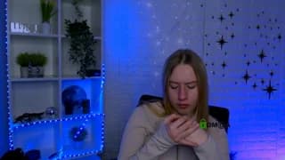 molly_lesser - chaturbate