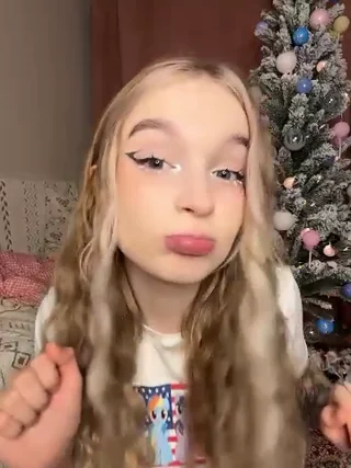 -teenytiny- - stripchat