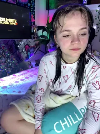 Cutiepiespanks - stripchat