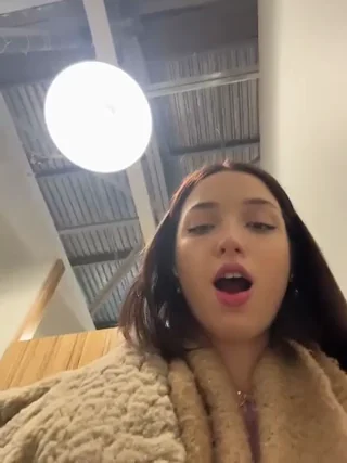 DollyTall - stripchat