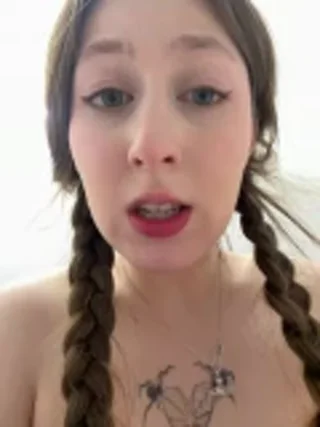 FroggyAnna - stripchat