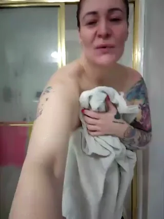 HollyTattoo - stripchat