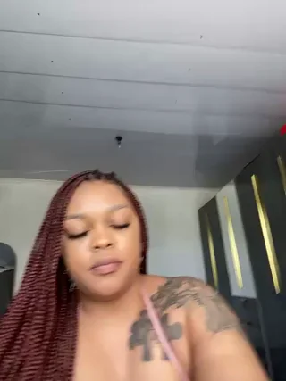 Iam-Sharifa - stripchat