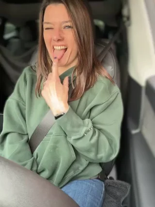 LadyLena1 - stripchat