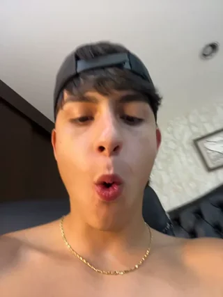 Lander_Cruz - stripchat