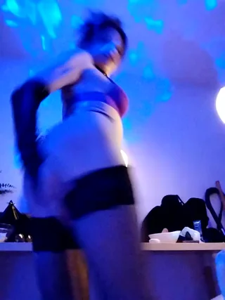 Luna_Kitanna - stripchat