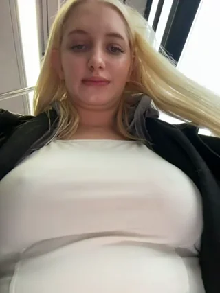 Milkyy_wway - stripchat